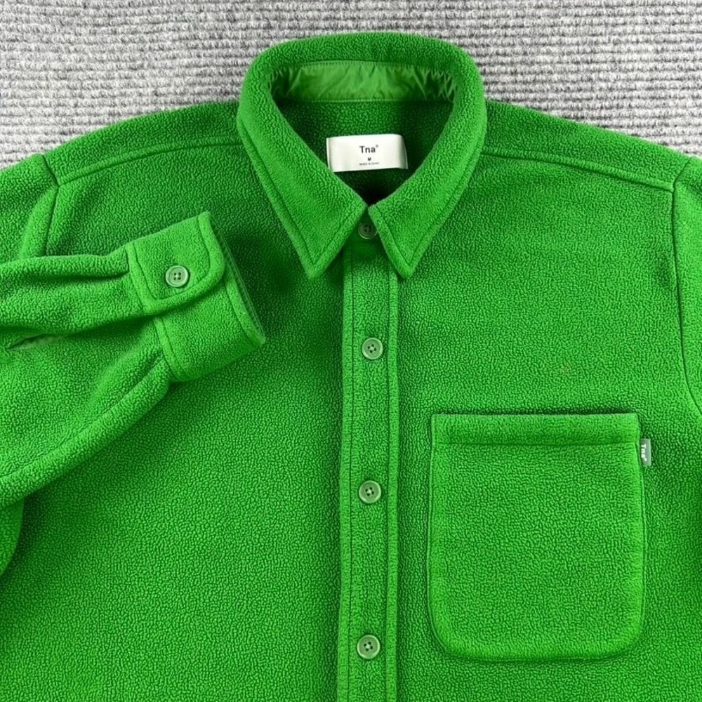 TNA Aritzia Polar Shirt Jacket Womens Medium Green Fleece Button Up Shacket Warm